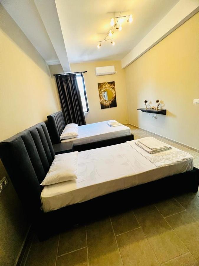 Kristian Apartments Berat Ngoại thất bức ảnh
